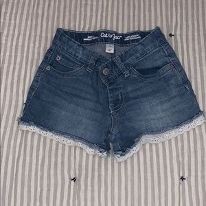 Girls Cat & Jack Jean Shorts- 5T